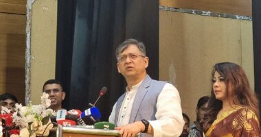 এত আত্মবিশ্বাসী হলে নির্বাচনে অংশ নিতে এত অজুহাত কেন, জামায়াতকে সালাহউদ্দিন