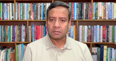 বিএনপির চাইতে জামায়াতকে নিরাপদ মনে করছে আওয়ামী লীগ : গোলাম মাওলা রনি