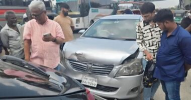 প্রাইভেটকারে ধাক্কায় অল্পের জন্য বেঁচে গেলেন বিএনপি নেতা জয়নুল আবেদিন ফারুক