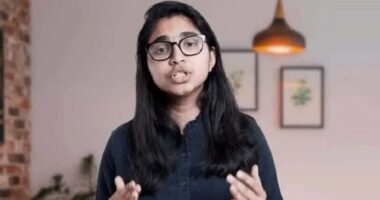 ওনারা ভেবেছিল ডিম ছুঁড়ে, গালি দিয়ে আমাদের ছোট করবে : তাসনিম জারা