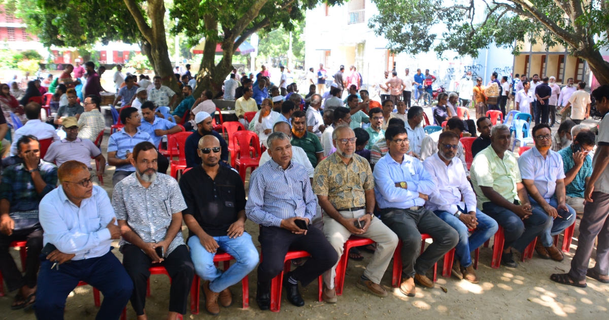 রাবিতে শাটডাউনে নতুন মোড় : অফিসার্স সমিতির প্রত্যাহার, শিক্ষক ফোরামের অনড় অবস্থান