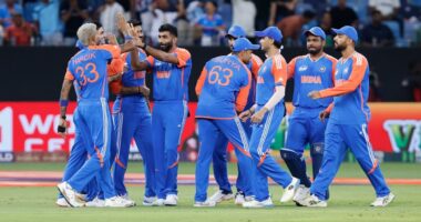 ভারতকে ক্রিকেট থেকে বহিষ্কারের দাবি রশিদ লতিফের