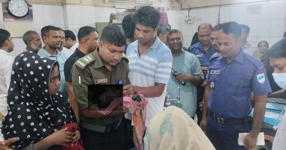 বাঁশ বাগানে মিলল সদ্য ভুমিষ্ট হওয়া নবজাতক