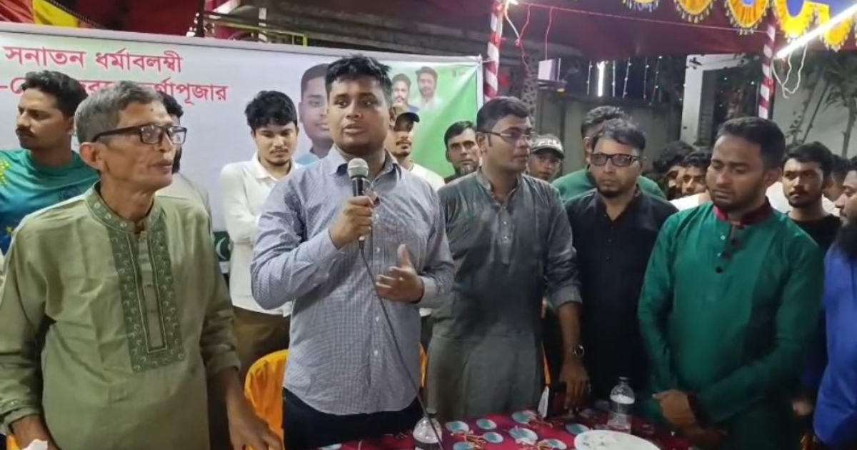 হিন্দু-মুসলিমের মধ্যে বিভাজন সৃষ্টির জন্য অপশক্তি ফাঁদ পেতে আছে : হাসনাত