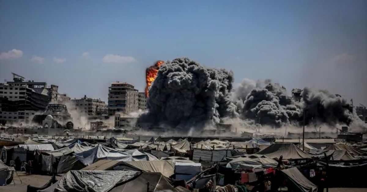 গাজায় আরও ৭২ ফিলিস্তিনিকে হত্যা করল ইসরাইল