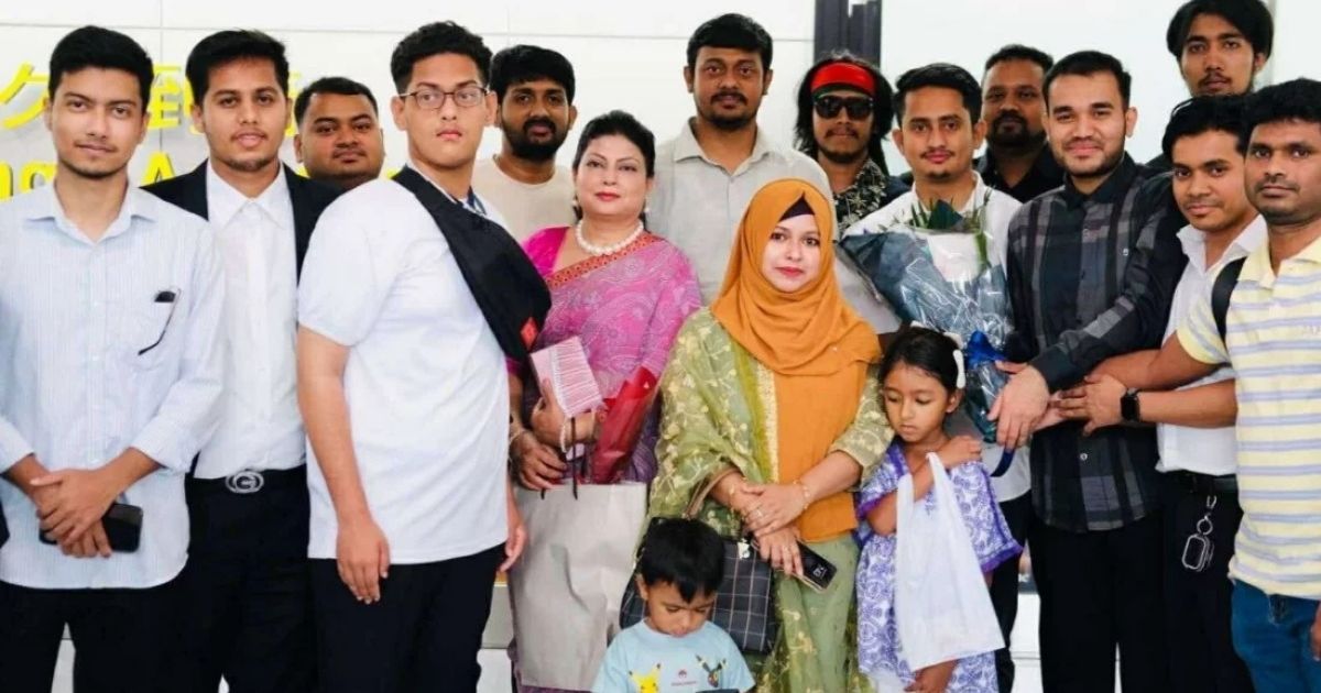 জাপান পৌঁছেছে এনসিপির প্রতিনিধি দল