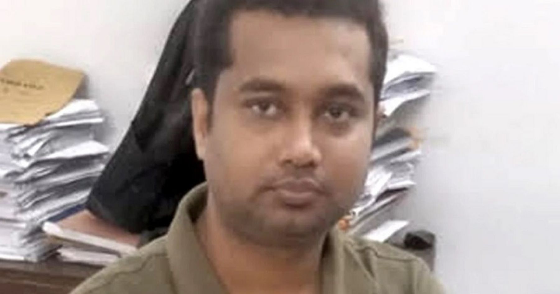 বেনাপোলের ভুয়া এন্ট্রি দিয়ে ভারতে ঢুকতে গিয়ে গ্রেফতার সাবেক ছাত্রলীগ নেতা