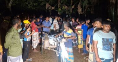 এক আঘাতেই শেষ হলো ১২ বছরের সম্পর্ক