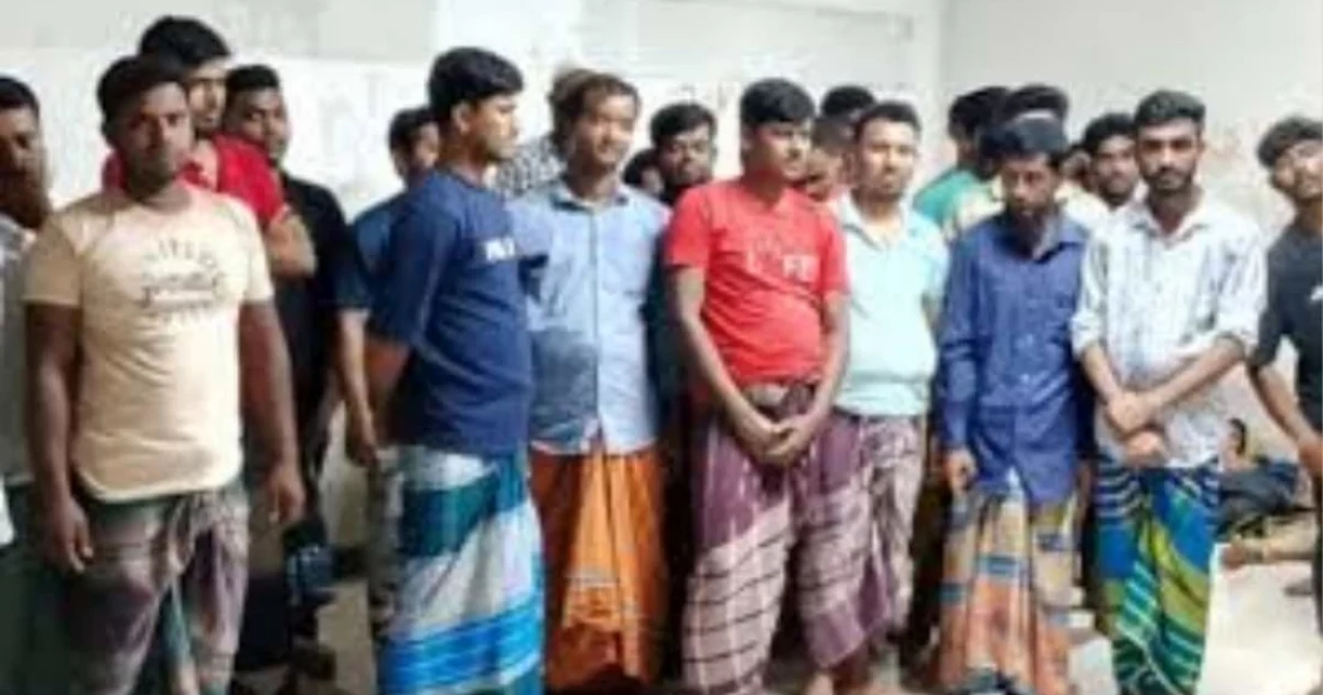 আদাবরে পুলিশ সদস্যকে কোপানোর ঘটনায় আটক ১০২ জন