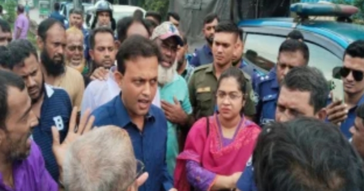 যানজটে বিপর্যস্ত মহাসড়ক, আসন রক্ষায় আন্দোলনে সর্বস্তরের মানুষ