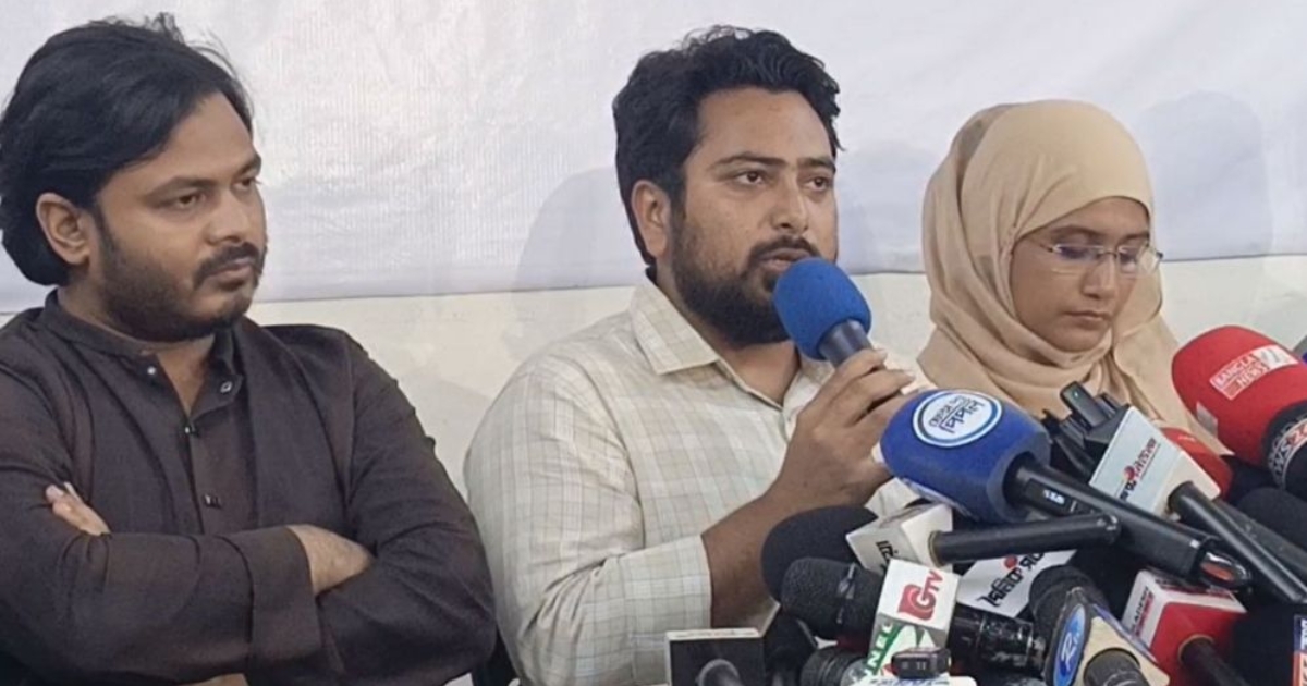 আ-লীগকে পুনর্বাসনের রাজনীতি  বিএনপির জন্যই কাল হয়ে দাঁড়াবে: নাহিদ ইসলাম