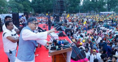 ধর্ম নিয়ে আর রাজনৈতিক ব্যবসা চলবে না : সালাহউদ্দিন আহমদ