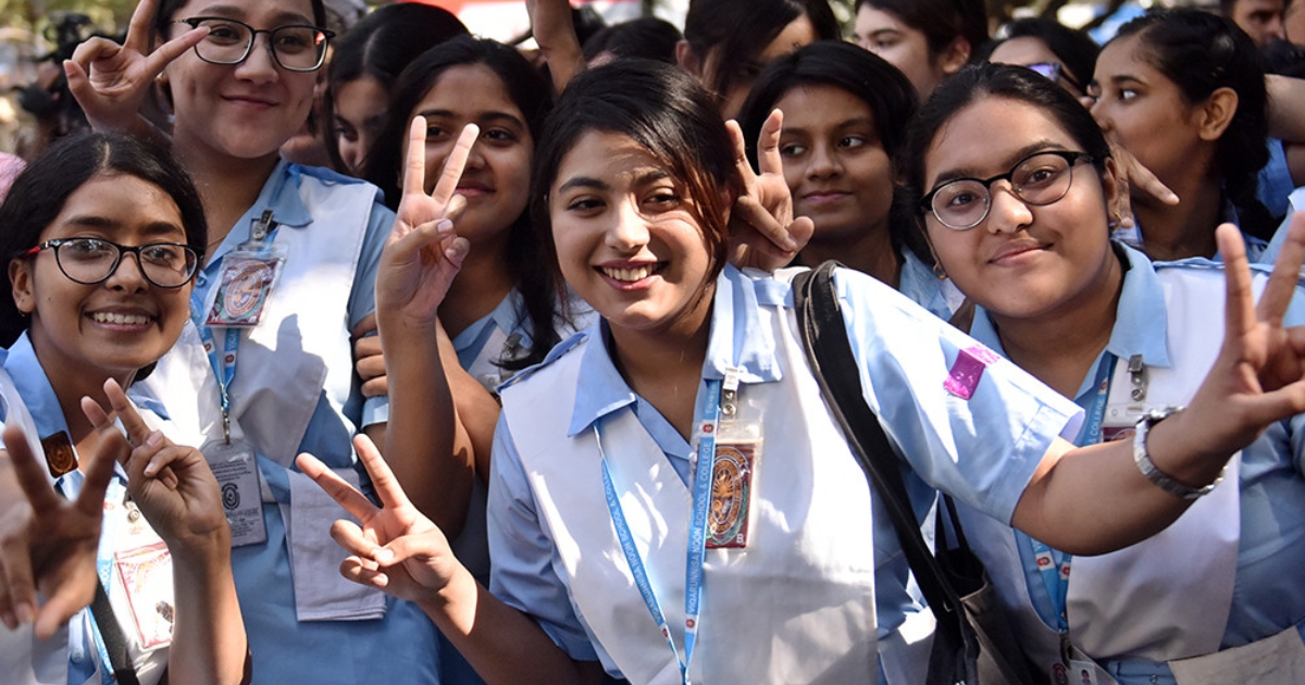 এইচএসসি ও সমমানের ফল প্রকাশ, পাসের হার ৫৮.৮৩ শতাংশ