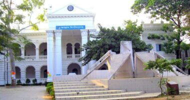 জবি শিক্ষার্থীদের লং মার্চ টু যমুনা আন্দোলনের ফসল ‘বিশেষ বৃত্তি’র আবেদন সময়সীমা বৃদ্ধি