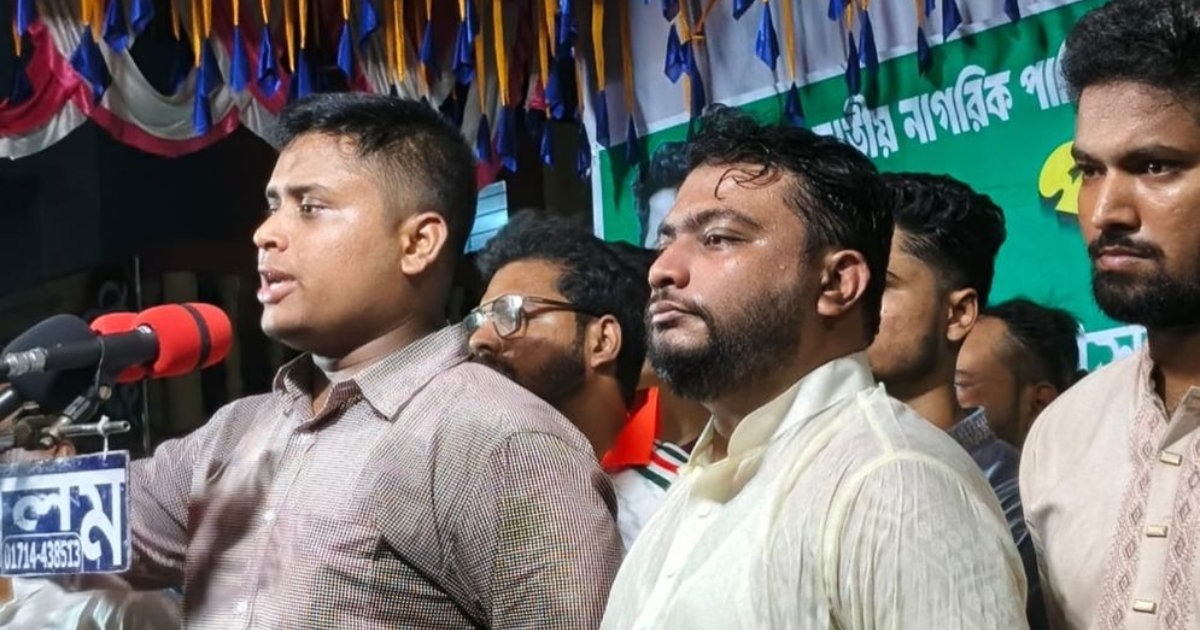 সংসার যদি না করতে চান, রাস্তা খোলা আছে, জনগণের সামনে এসে বলতে হবে আমরা ডিভোর্স দিতে চাই : হাসনাত আব্দুল্লাহ