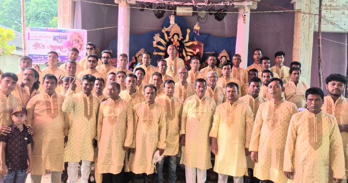 নারান্দিয়ায় দুর্গাপূজা মণ্ডপ পরিদর্শন ও অনুদান প্রদান