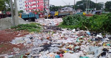 রামগঞ্জ শহরের বুকে ময়লার পাহাড় : এক যুগ ধরে গন্ধে দম বন্ধ জনজীবন
