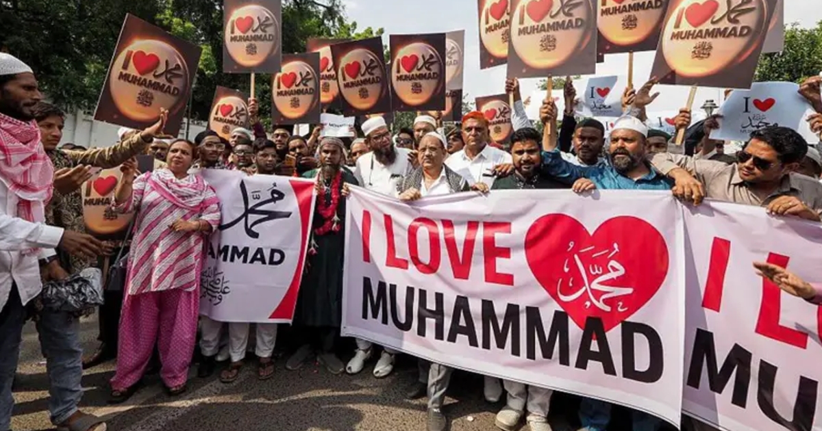 ‘আই লাভ মুহাম্মদ’পোস্টার ইস্যুতে উত্তেজনা, উত্তর প্রদেশে ইন্টারনেট বন্ধ