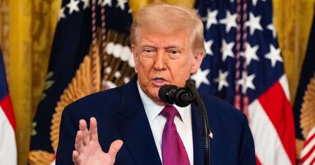 ইসরাইলকে গাজায় হামলা বন্ধের নির্দেশ ট্রাম্পের