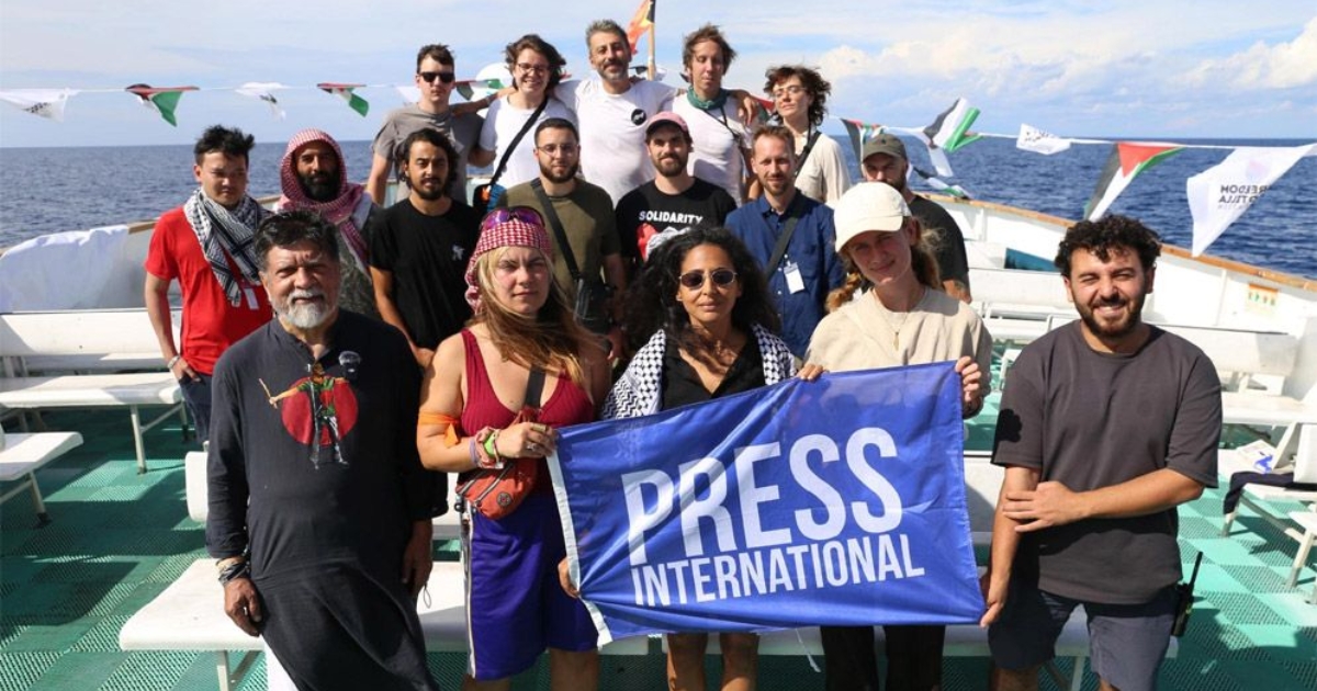 ফ্রিডম ফ্লোটিলার সব নৌযান একসঙ্গে গাজার পথে এগোচ্ছে : শহিদুল আলম