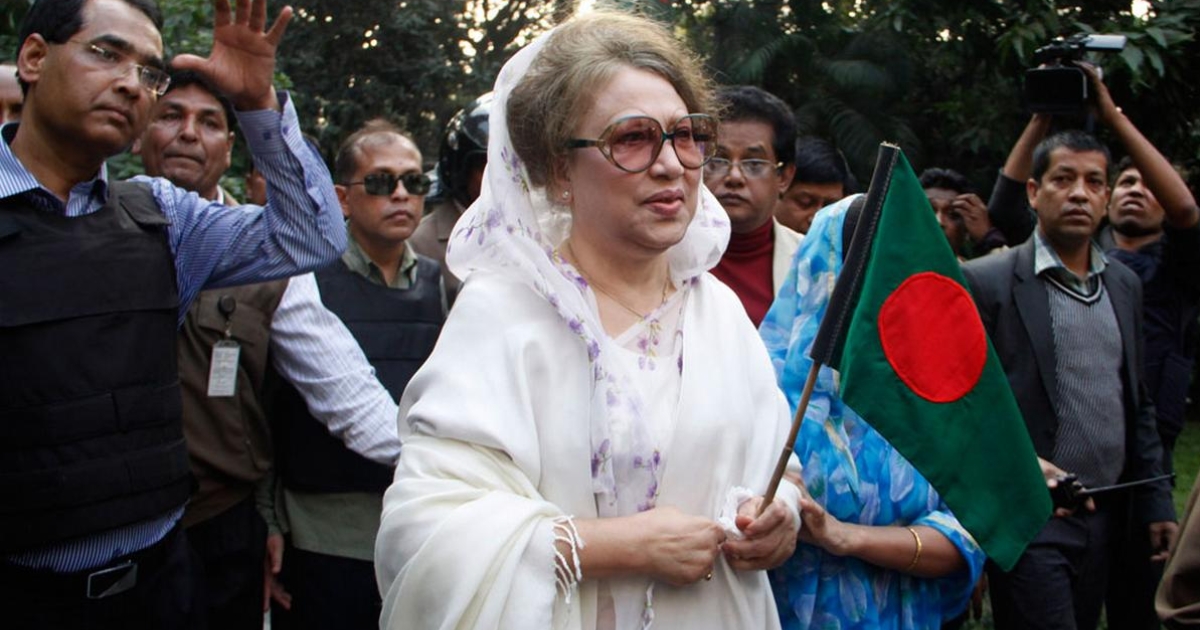 নির্বাচনী প্রচারণায় নামছেন খালেদা জিয়া, আসছে বুলেটপ্রুফ মিনিবাস