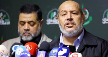 আমরা যুদ্ধের সম্পূর্ণ সমাপ্তির নিশ্চয়তা পেয়েছি : ফিলিস্তিনি গোষ্ঠী হামাস