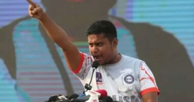 রাস্তায় ধান লাগাই দেমু : হাসনাত আব্দুল্লাহ