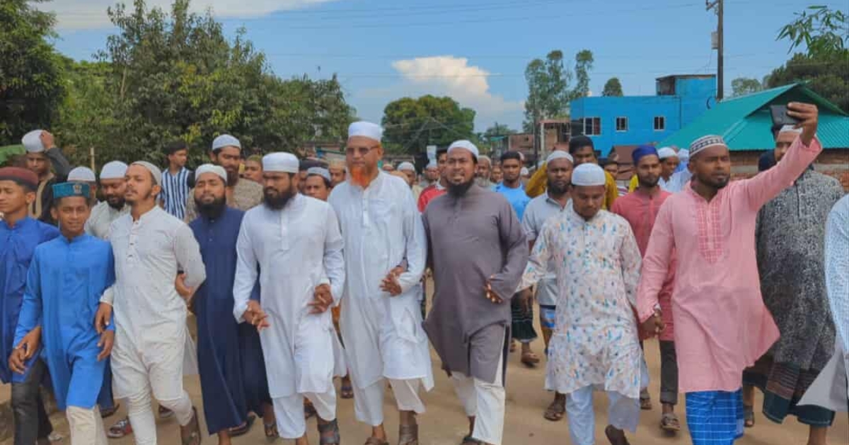 তাহিরপুরে কুরআন অবমাননার প্রতিবাদে তৌহিদি জনতার বিক্ষোভ