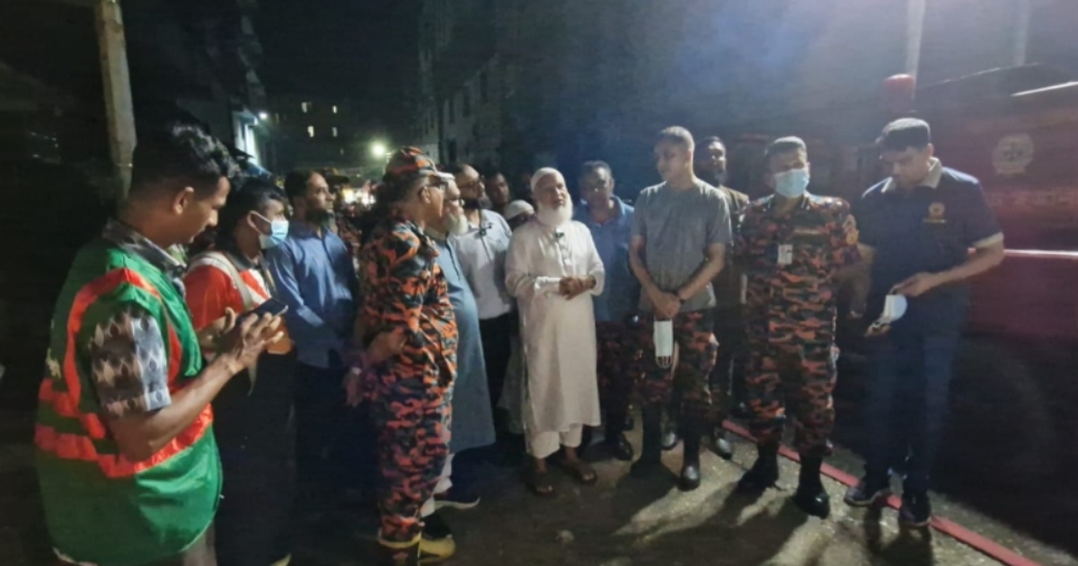 মিরপুরে অগ্নিকান্ড এলাকা পরিদর্শনে জামায়াতের আমির