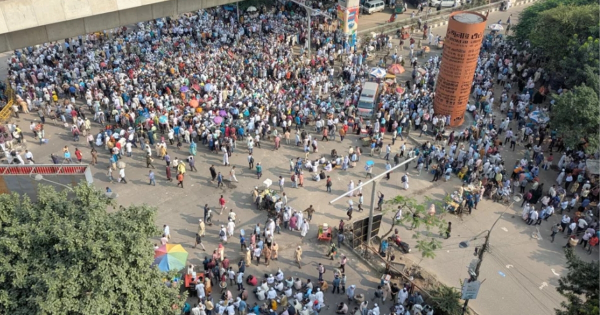 ‘লং-মার্চ টু যমুনা’ ঘোষণা দিয়ে শাহবাগ ব্লকেড ছাড়লেন শিক্ষকেরা