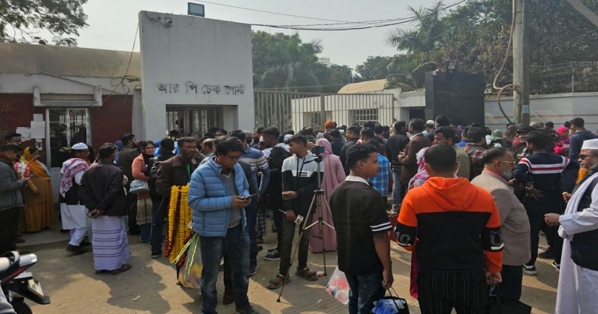 কাশিমপুর কারাগার থেকে মুক্তি পেলেন বিডিআরের ১৫ জন