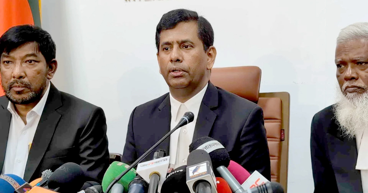 দেশরক্ষায় ঢাল হয়ে দাঁড়িয়েছিল সেনাবাহিনী : চিফ প্রসিকিউটর