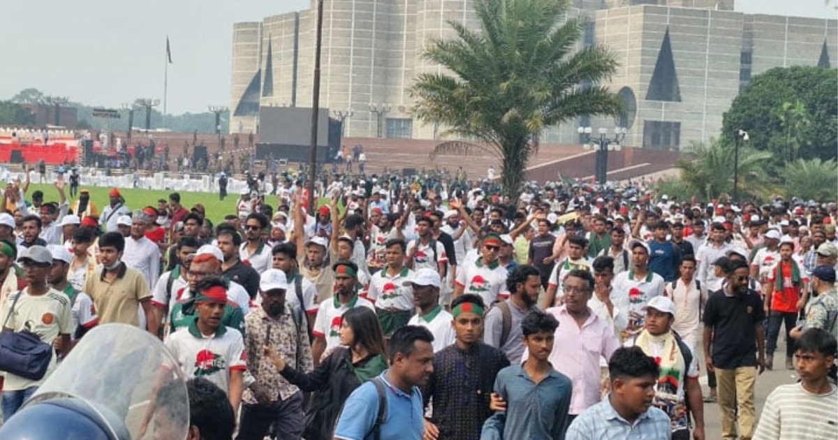 ‘জুলাই যোদ্ধাদের’ দাবি মেনে জুলাই সনদে জরুরি সংশোধন আনল ঐকমত্য কমিশন