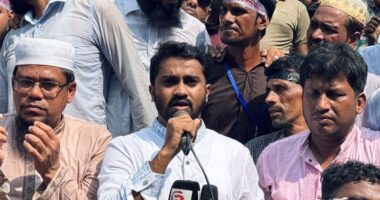 যদি যমুনা-সচিবালয় ঘেরাও করতে হয়, করব” শিক্ষকদের দাবি আদায়ে কোন তালবাহানা সহ্য  করব না : রাশেদ খাঁন