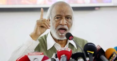 বিতর্কিত কর্মকর্তারা যেন নির্বাচনে না থাকতে পারে : মঈন খান