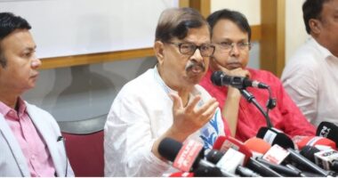 ড. ইউনূস সংস্কার বোঝেন না,তাই সবকিছু ব্লক হয়ে গেছে : মান্না