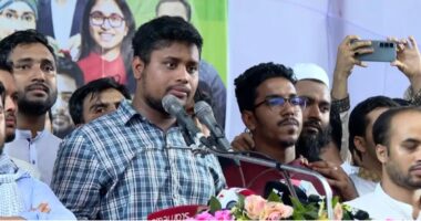 জনপ্রশাসন মন্ত্রণালয়ের সব জায়গায় গুন্ডামি : হাসনাত