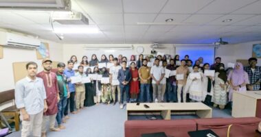 জবি শিক্ষার্থীদের জন্য ‘দ্য আর্ট অব প্রেজেন্টেশন’ সেমিনারে দক্ষতা উন্নয়নের বার্তা