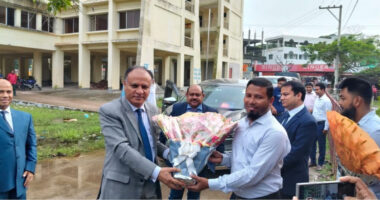 মাননীয় বিচারপতির মঠবাড়িয়া উপজেলা ম্যাজিস্ট্রেট কোর্ট পরিদর্শন 