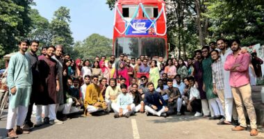 জবি শিক্ষার্থীদের দুর্জয় বাসে ফ্রি ওয়াইফাই সেবা চালু