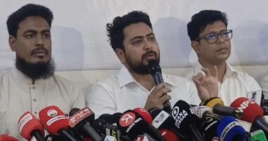 বড় দলগুলো এসপি-ডিসি পদগুলো ভাগ-বাঁটোয়ারা করে নিচ্ছে: প্রধান উপদেষ্টার সঙ্গে বৈঠকের পর নাহিদ