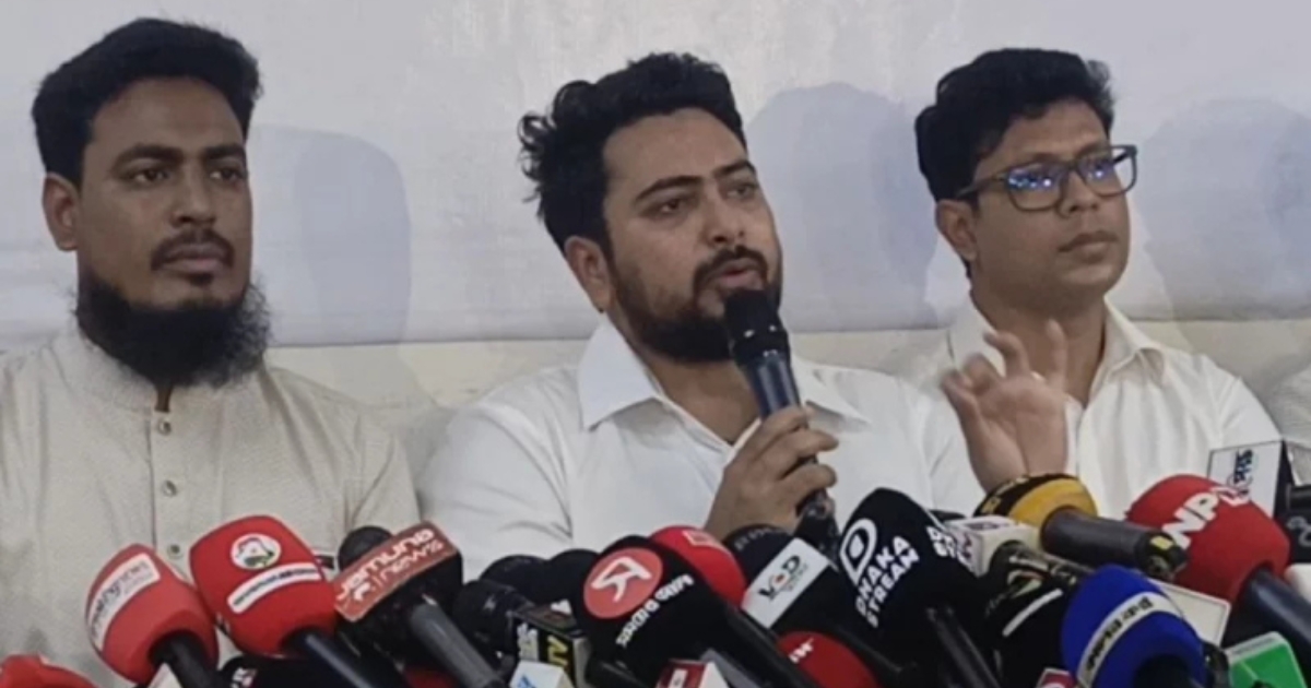 বড় দলগুলো এসপি-ডিসি পদগুলো ভাগ-বাঁটোয়ারা করে নিচ্ছে: প্রধান উপদেষ্টার সঙ্গে বৈঠকের পর নাহিদ