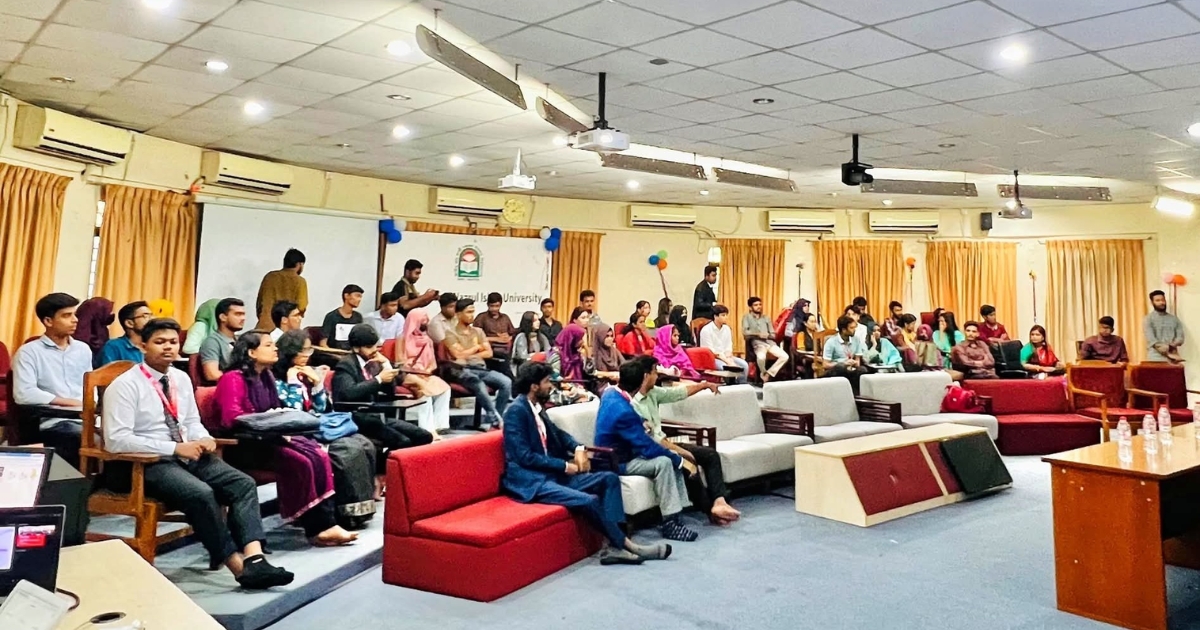 নজরুল বিশ্ববিদ্যালয়ে মিডিয়া অ্যান্ড কমিউনিকেশন ক্লাবের অরিয়েন্টেশন অনুষ্ঠিত