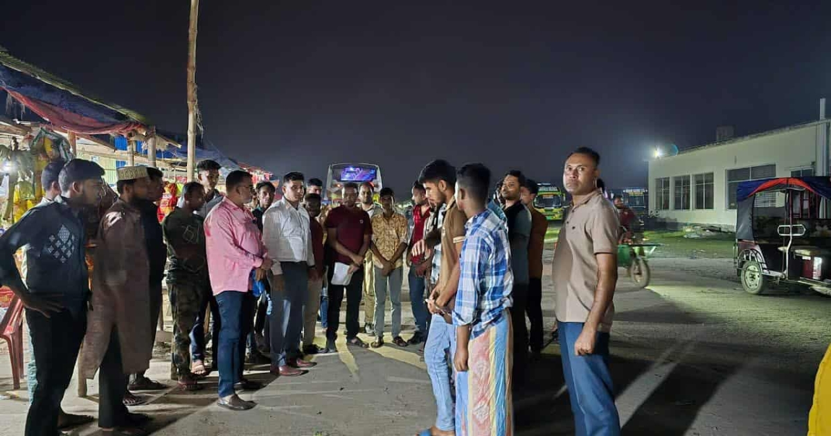 কুয়াকাটায় মাদক সেবনে ৮ জনের ১৪ দিনের কারাদণ্ড