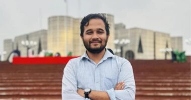 কেউ কেউ বলছেন আমি ‘ভাইয়ের রক্ত বেচে খাচ্ছি’ : মীর মাহবুবুর রহমান স্নিগ্ধ