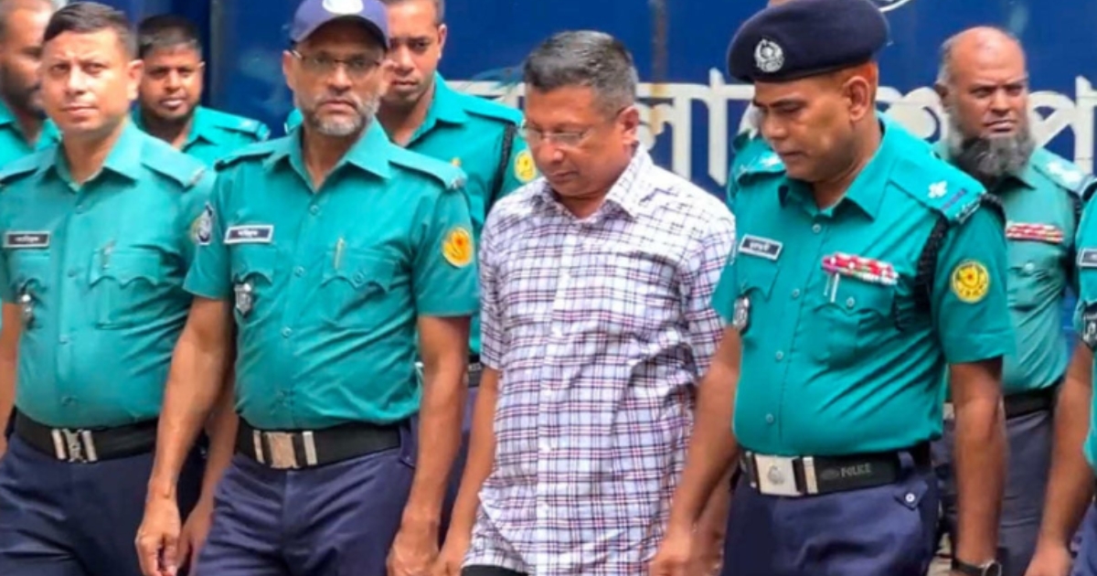 ট্রাইব্যুনালে আনা হলো শেখ হাসিনার মামলার রাজসাক্ষী মামুনকে