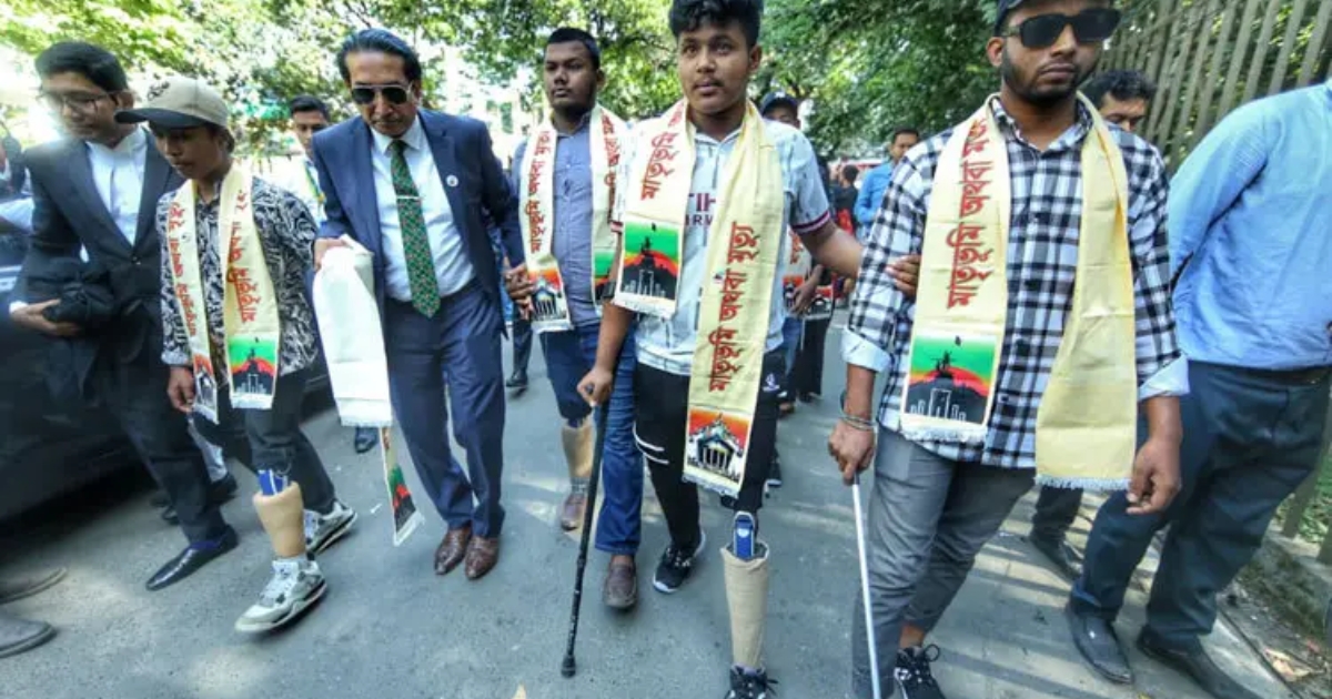 রায় শুনতে ট্রাইব্যুনাল চত্বরে হাজির হলেন জুলাই আহতরা