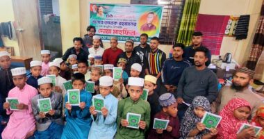 তারেক রহমানের ৬১তম জন্মদিনে ভোলা পৌর ছাত্রদলের উদ্যোগে মাদ্রাসা শিক্ষার্থীদের মাঝে শিক্ষা উপকরণ বিতরণ ও দোয়া