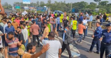 মুন্সিগঞ্জ-১ আসনে বিএনপির প্রার্থী নিয়ে অসন্তোষে এক্সপ্রেসওয়েতে বিক্ষোভ