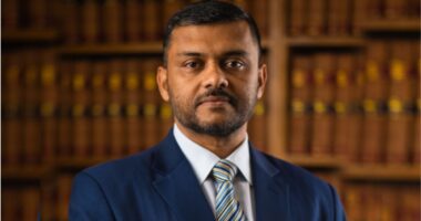 'নির্বাচিত হলে আমি কখনো কোনোভাবেই সরকারি কোনো বেনিফিট নেব না' : শিশির মনির